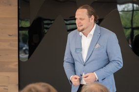 Business Dinner 2019 | Mercedes-Benz Kundencenter | 12 von 16