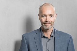 Ihre Ansprechperson für Data Management – Helge Meinhold