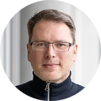 Portrait von Sven Scheil, Chief of Application Security and Code Quality bei hmmh AG