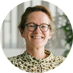 Corinna Száraz | Managing Partner | hmmh